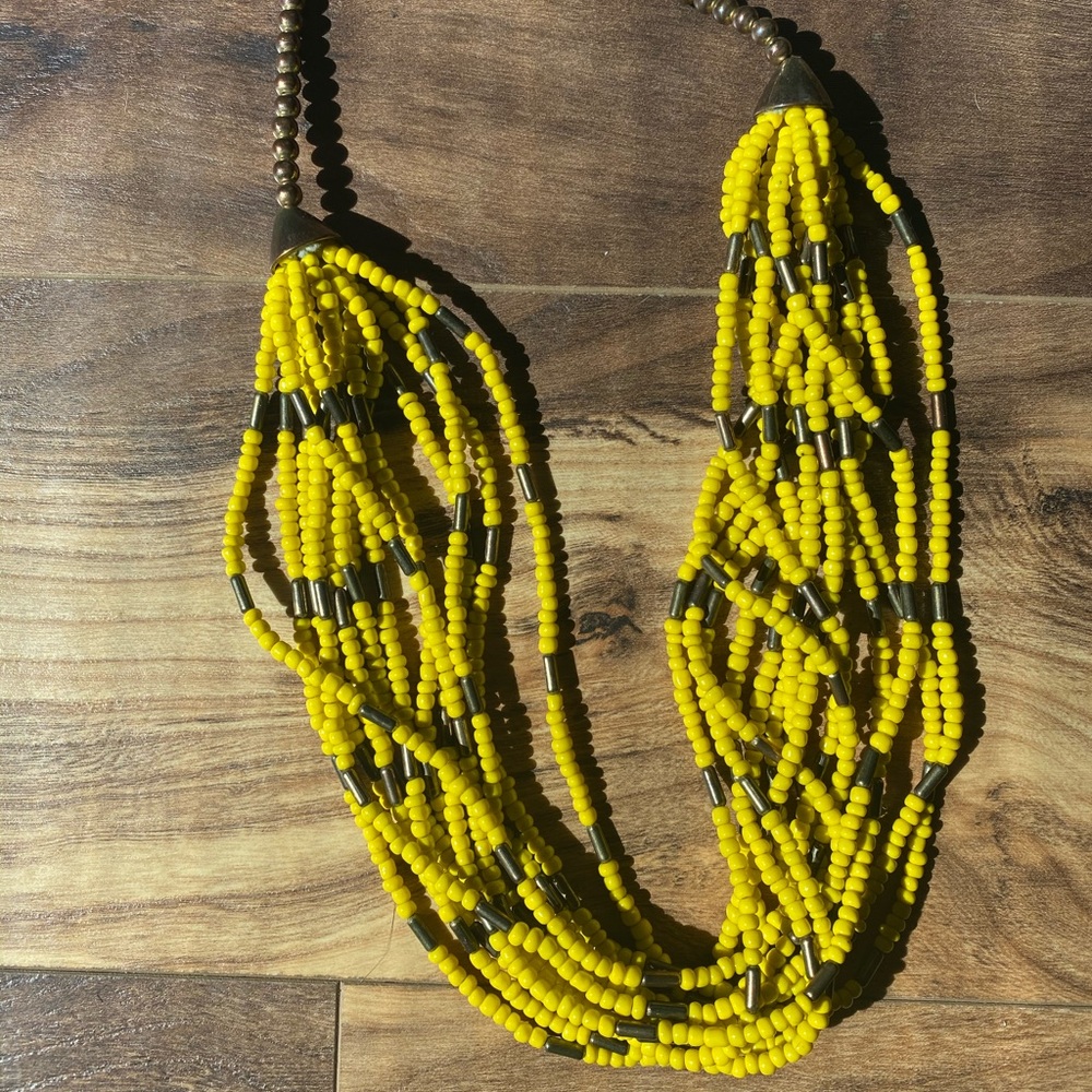 LAYERED BEADED NECKLACE